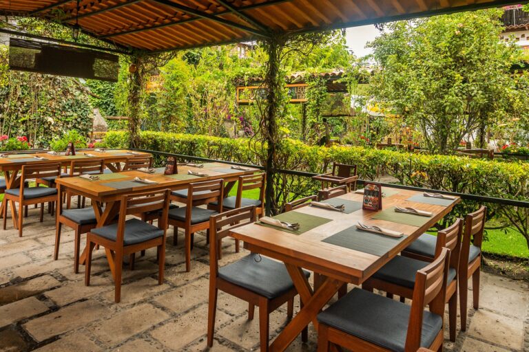 ZigZag Restaurant